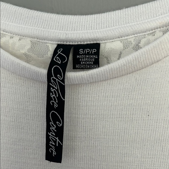 White La Classe Couture  Asymmetrical Sleeveless Tank Top - Picture 2 of 5